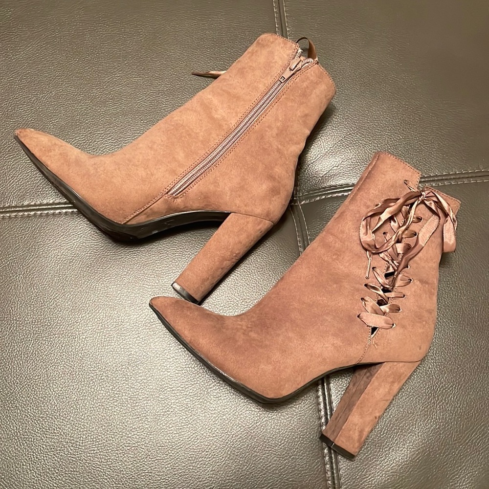 ***SOLD***.  Beautiful suede tan ankle boots with ribbon accent